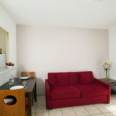 Residhome Gerland 3*