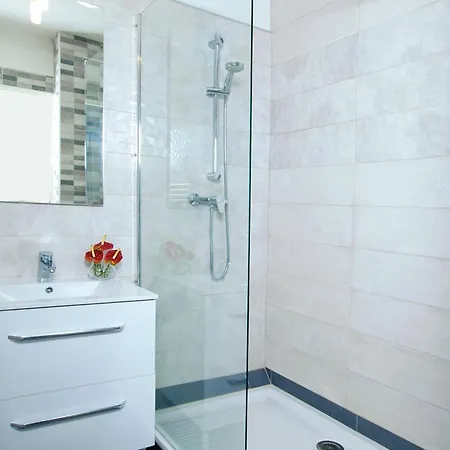 Ξενοδοχείο με διαμερίσματα Residhome Gerland
