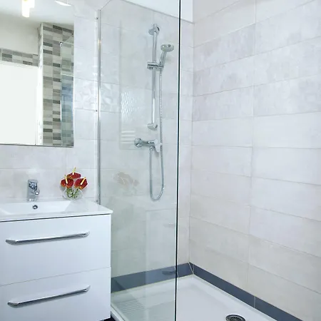 Ξενοδοχείο με διαμερίσματα Residhome Gerland