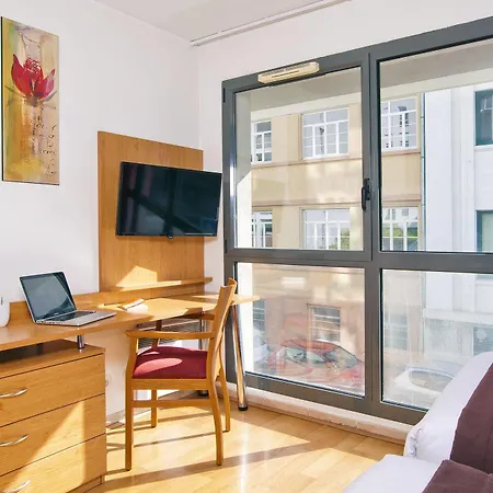 Residhome Gerland شقة فندقية 3*